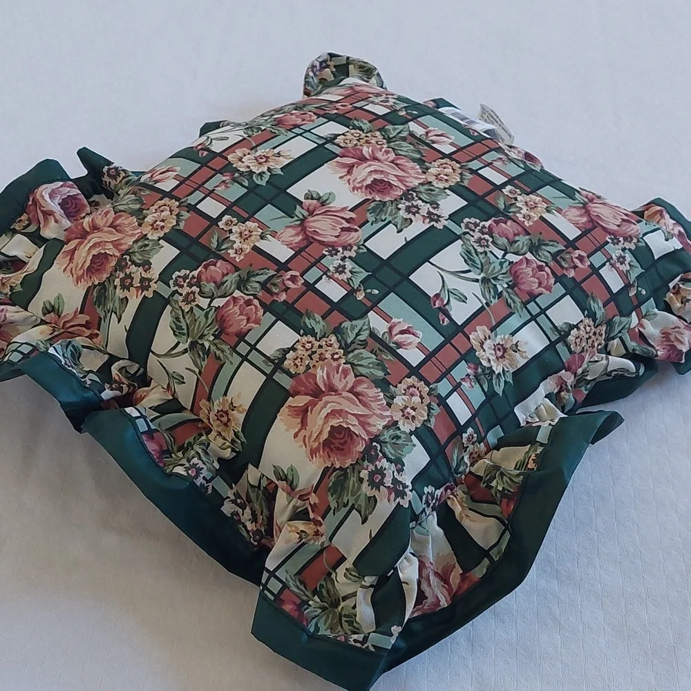 🦋Arlee Home Fashions, Inc. accent pillow NWOT
